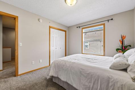 8294 Townsend Drive Eden Prairie MN 55344