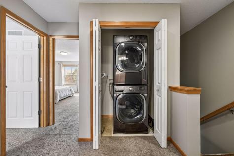 8294 Townsend Drive Eden Prairie MN 55344