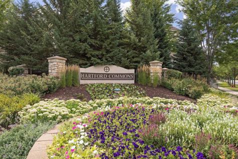 8294 Townsend Drive Eden Prairie MN 55344
