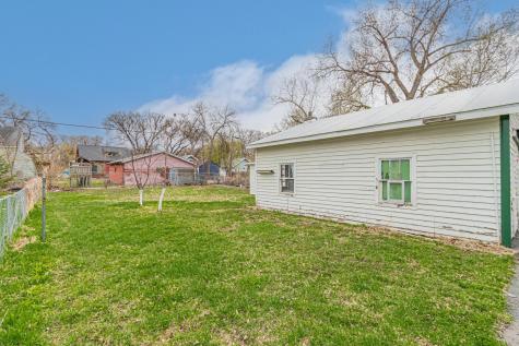 1524 1st Avenue S Fargo ND 58103