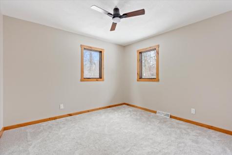 37098 Woodland Drive Cohasset MN 55721