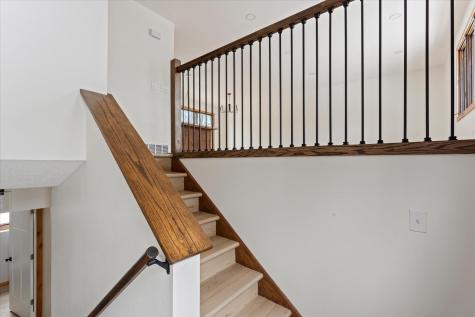 37098 Woodland Drive Cohasset MN 55721