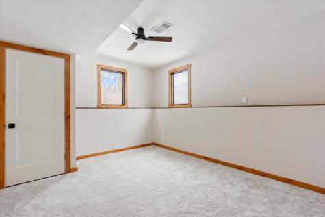 37098 Woodland Drive Cohasset MN 55721