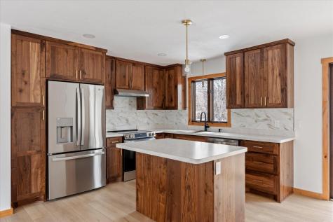 37098 Woodland Drive Cohasset MN 55721