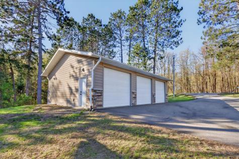 32139 Sunny Beach Road Grand Rapids MN 55744