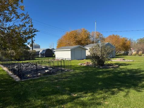 225 2nd Street Cummings ND 58223