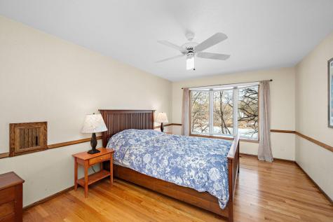 12050 48th Avenue N Plymouth MN 55442