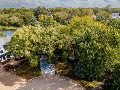 12050 48th Avenue N Plymouth MN 55442