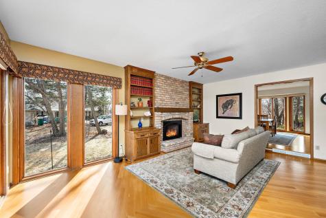12050 48th Avenue N Plymouth MN 55442