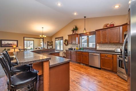 3011 Lakecrest Road NE Alexandria MN 56308