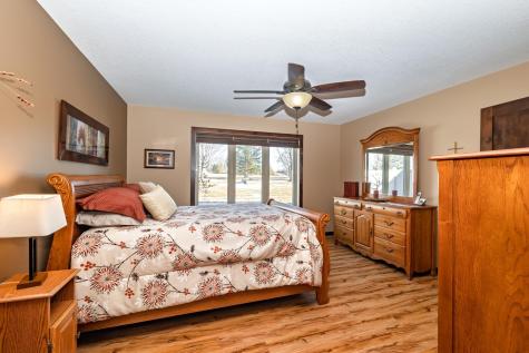 3011 Lakecrest Road NE Alexandria MN 56308