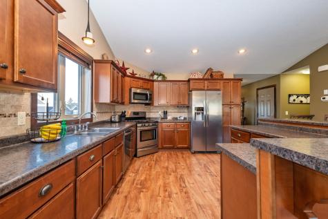 3011 Lakecrest Road NE Alexandria MN 56308