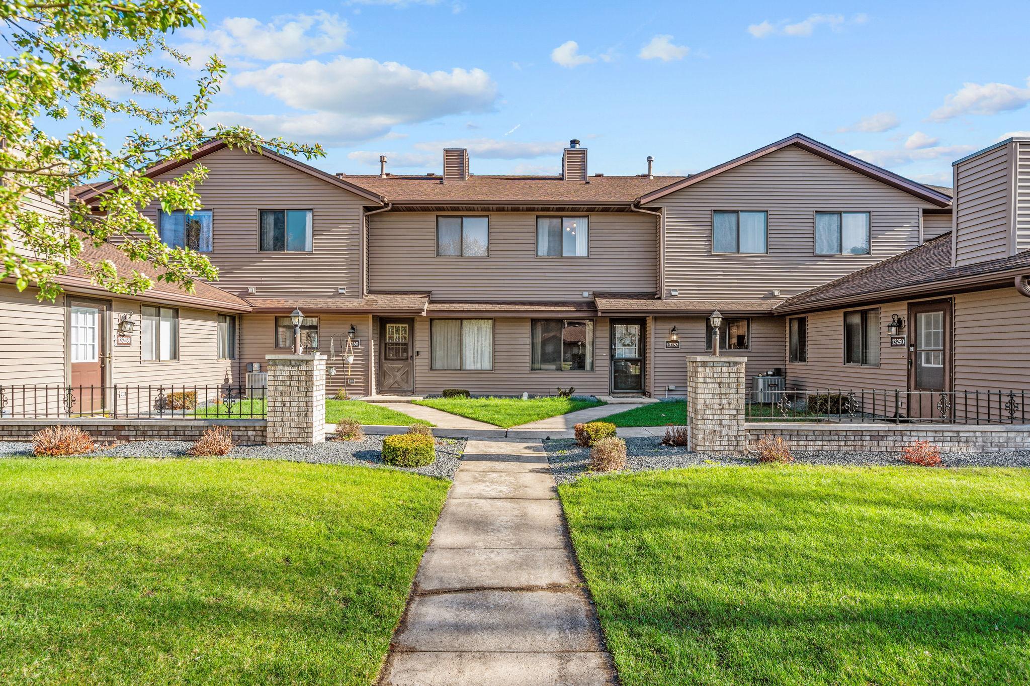 13252 90th Avenue N Maple Grove MN 55369