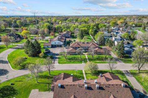13252 90th Avenue N Maple Grove MN 55369