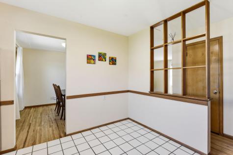 2021 Worcester Avenue Saint Paul MN 55116