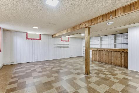 2021 Worcester Avenue Saint Paul MN 55116