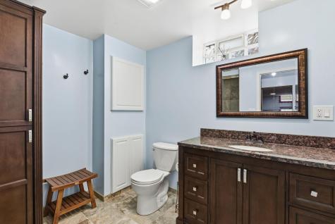 2021 Worcester Avenue Saint Paul MN 55116