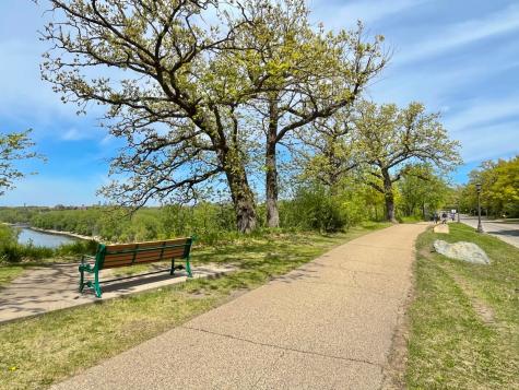 2021 Worcester Avenue Saint Paul MN 55116