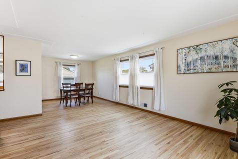 2021 Worcester Avenue Saint Paul MN 55116