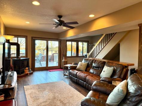 625 Main Street W Isle MN 56342