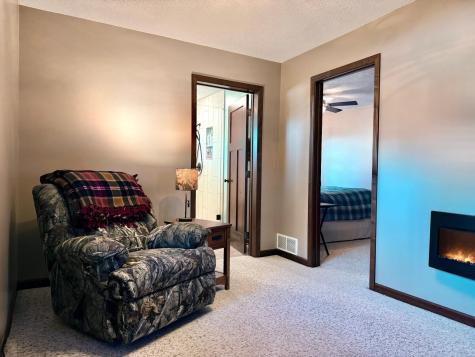 625 Main Street W Isle MN 56342
