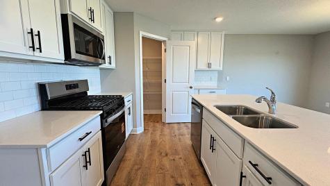 1662 Shasta Drive Shakopee MN 55379