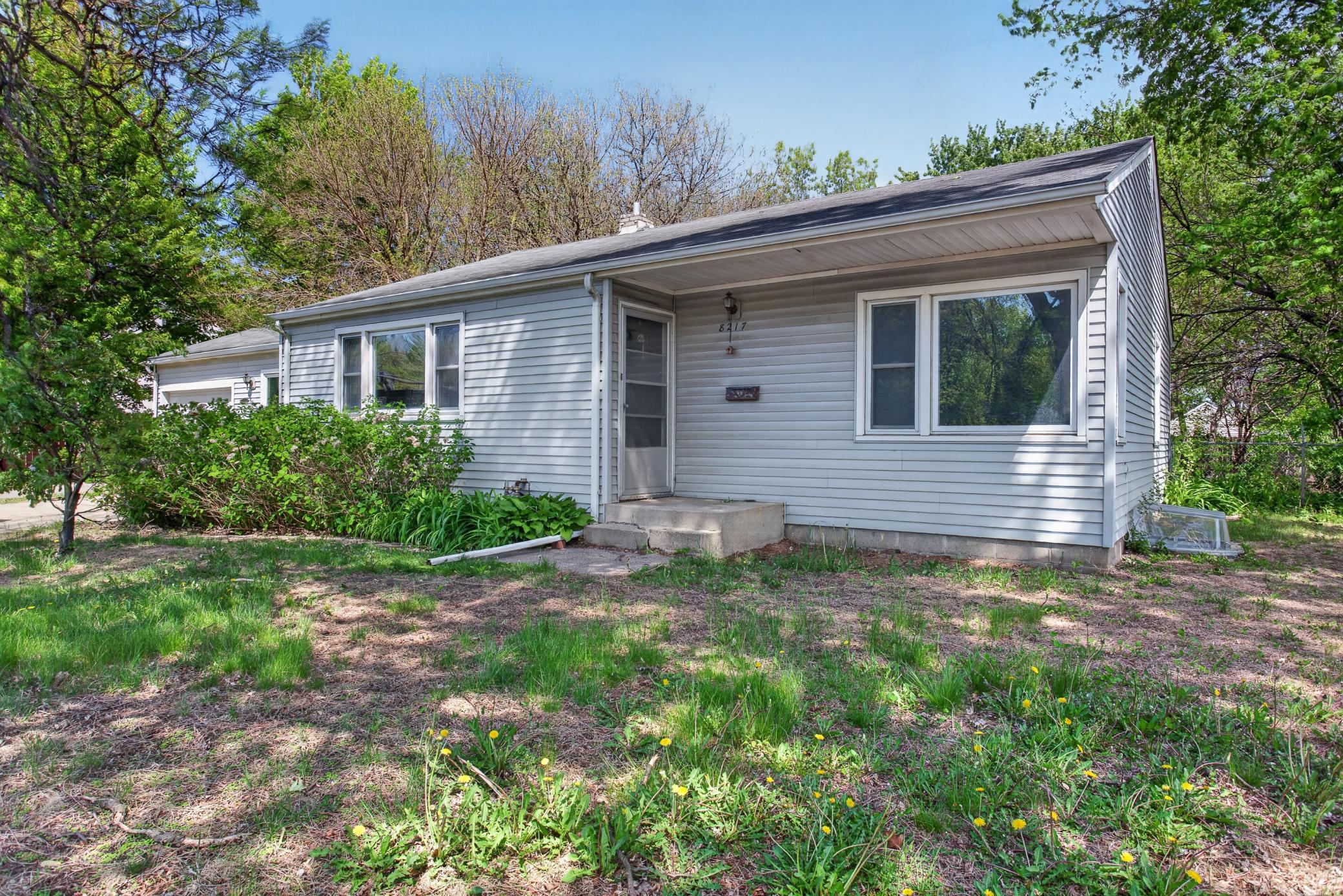 8217 Lyndale Avenue S Bloomington MN 55420