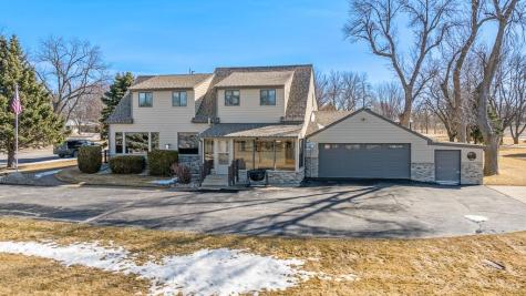 509 Cottage Avenue Hendricks MN 56136