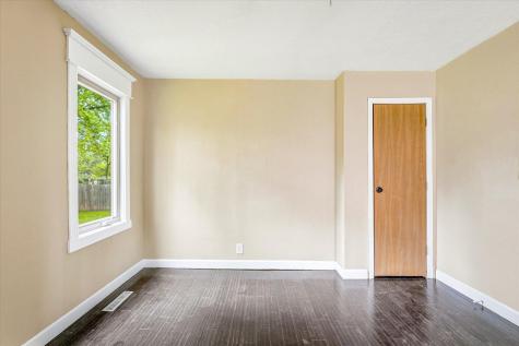 432 2nd Street SE Braham MN 55006