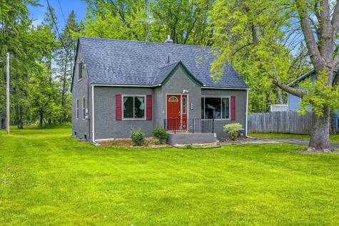432 2nd Street SE Braham MN 55006