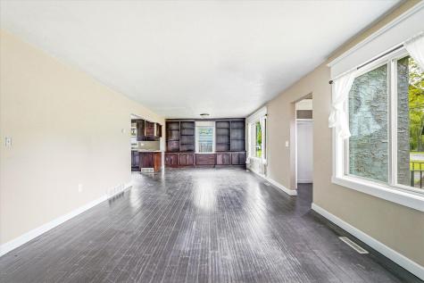 432 2nd Street SE Braham MN 55006