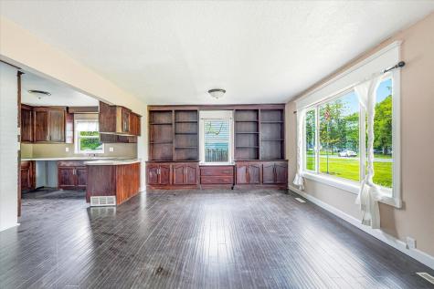 432 2nd Street SE Braham MN 55006