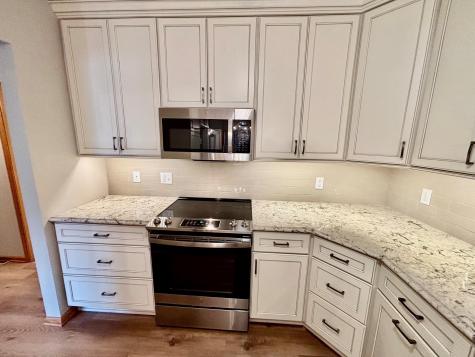 1516 Pine Pointe White Bear Lake MN 55110