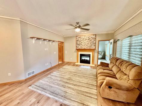 1516 Pine Pointe White Bear Lake MN 55110