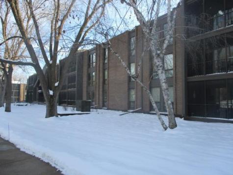 6105 Lincoln Drive Edina MN 55436