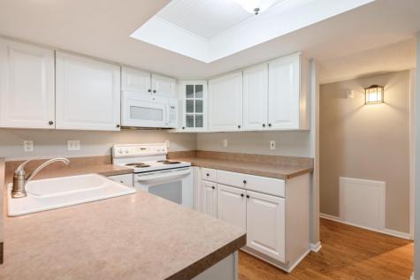 6105 Lincoln Drive Edina MN 55436