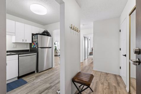 78 10th Street E Saint Paul MN 55101