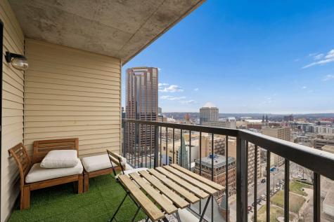 78 10th Street E Saint Paul MN 55101