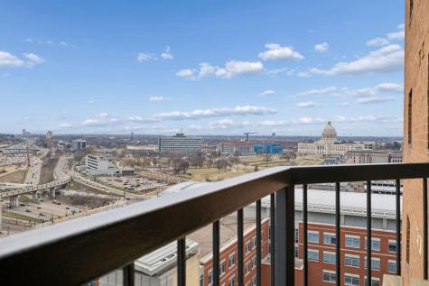 78 10th Street E Saint Paul MN 55101