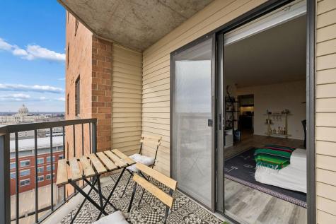 78 10th Street E Saint Paul MN 55101