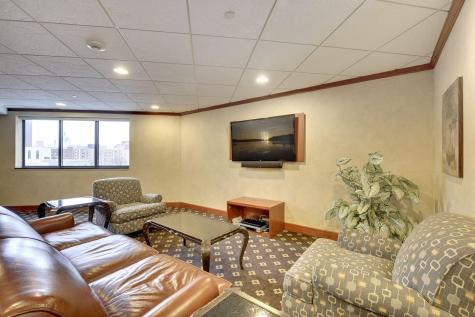 78 10th Street E Saint Paul MN 55101
