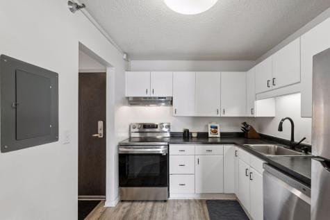 78 10th Street E Saint Paul MN 55101