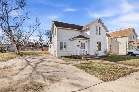110 1st Street SW Melrose MN 56352