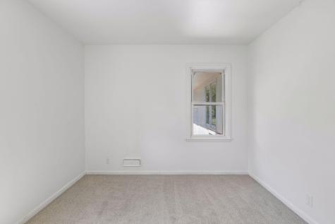 6904 60th Avenue N Crystal MN 55428