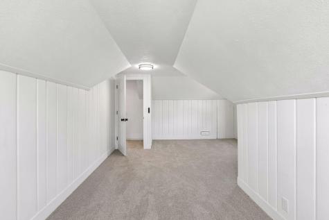 6904 60th Avenue N Crystal MN 55428