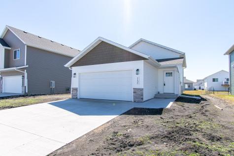 1135 Jill Drive W West Fargo ND 58078