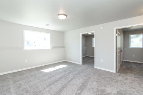 1135 Jill Drive W West Fargo ND 58078
