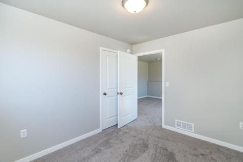 1135 Jill Drive W West Fargo ND 58078