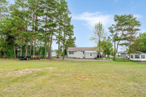 14817 Edmund Street Little Falls MN 56345