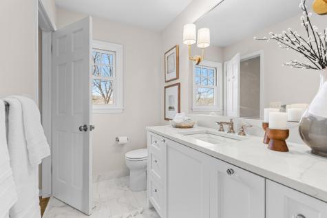 18427 Heathcote Lane Wayzata MN 55391